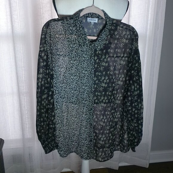 Acoa Tops - ACOA Lg Slved Collared Button-Up Front Black w/Gray Floral Design Tunic Blouse M